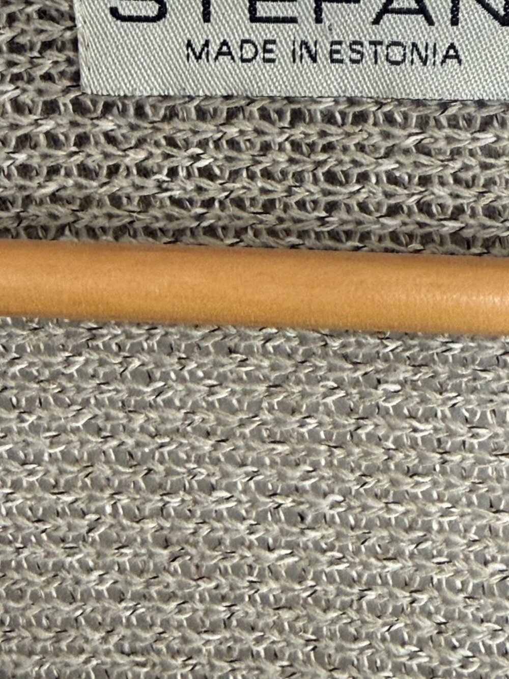Button front sweater - Picture 3 of 4